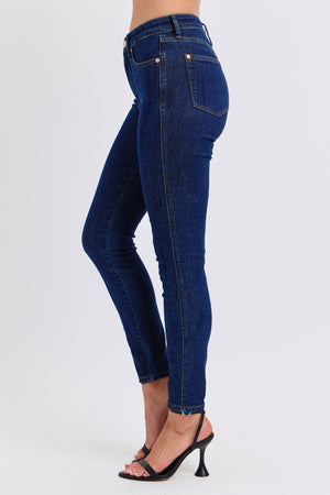 Judy Blue Tummy Control Classic Skinny