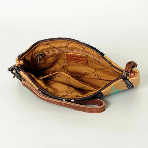 Large Saddle Bag Clutch/Wristlet