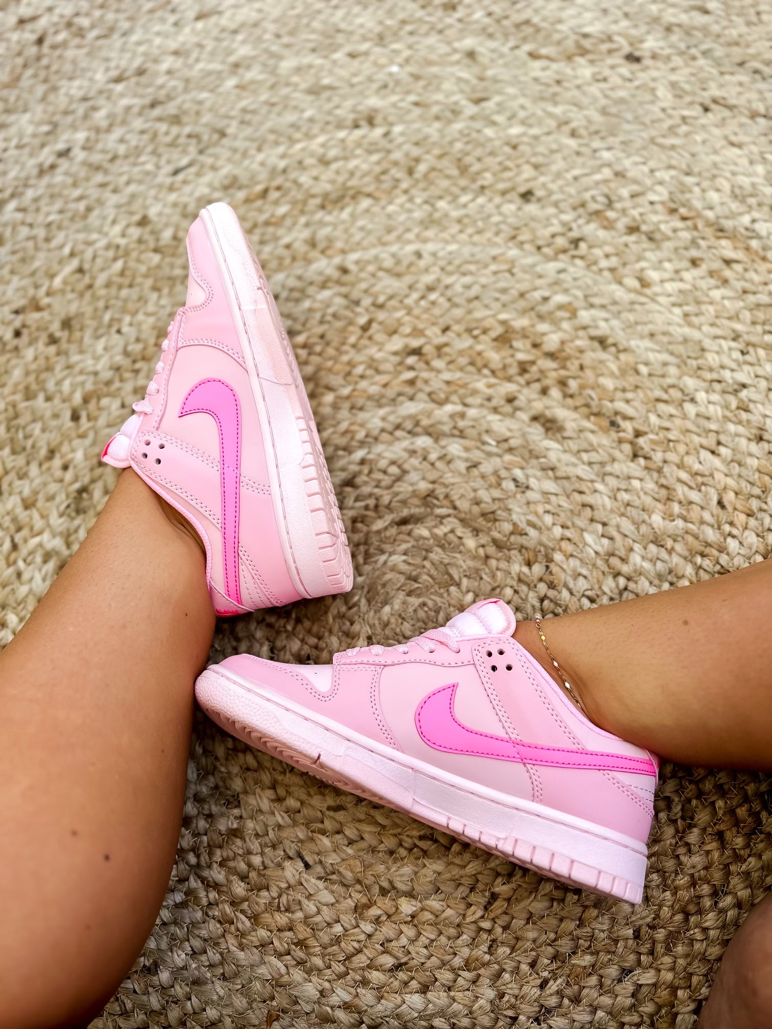 Barbie top tennis shoes